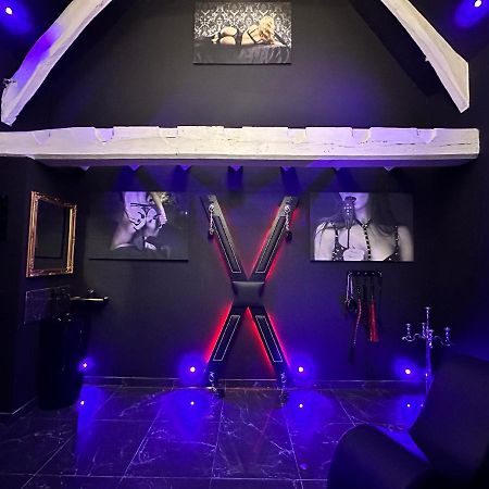 Loveroom De Luxe - Theme 50 Nuances De Grey Maison Privative Spa Insolite Douchy-les-Mines Exterior photo